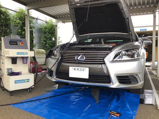 LEXUS レクサス LS600hL UVF46 エンジン内部洗浄・オイル交換  株式会社内山溶接工業 様 出張施工