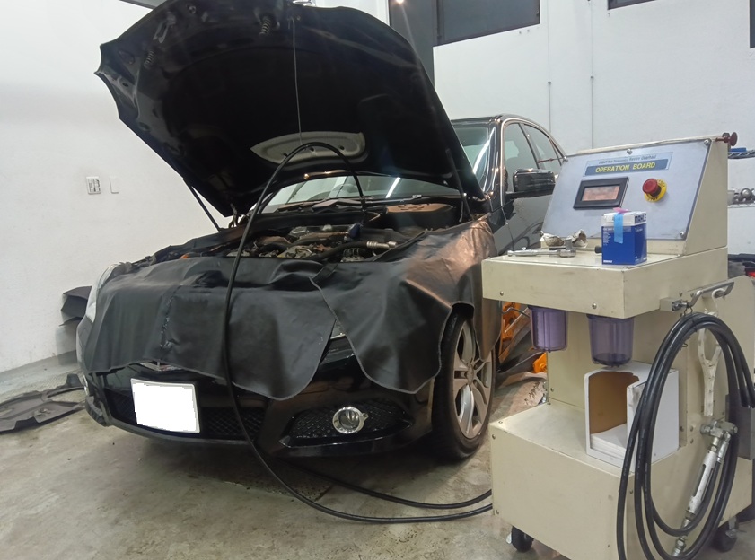 メルセデスベンツ E350 W212 セレストケア エンジン内部洗浄 DPF洗浄