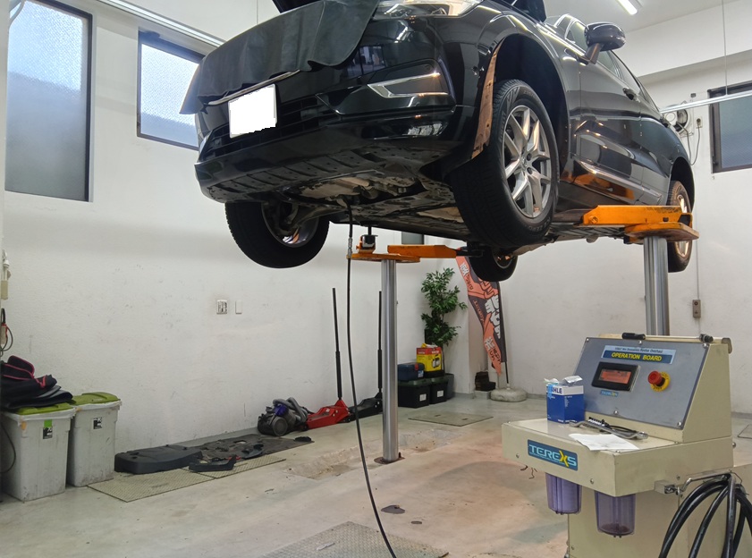 ボルボ XC60 D4セレストケア エンジン内部洗浄