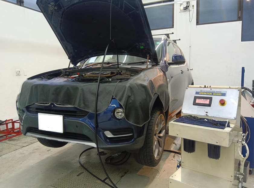 BMW X3 F25 20d ディーゼル セレストケア エンジン内部洗浄