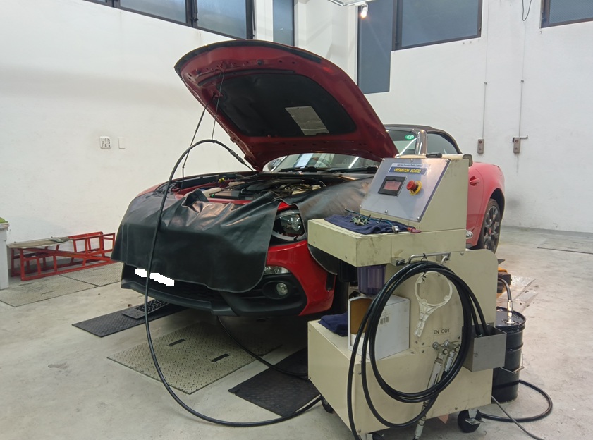 アバルト124スパイダー  セレストケア エンジン内部洗浄