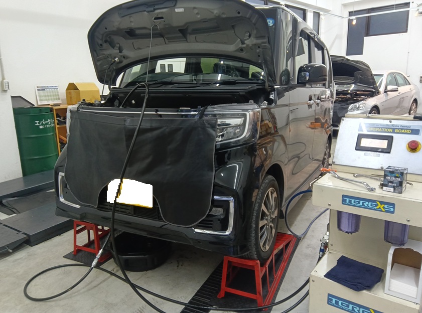 ホンダ N-BOX セレストケア エンジン内部洗浄 オイル交換