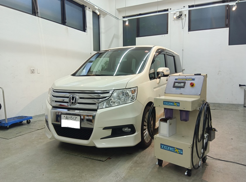 ホンダ ステップワゴン セレストケア エンジン内部洗浄 オイル交換