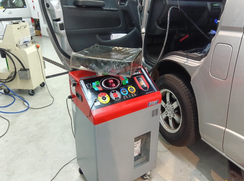 トヨタ ハイエース 整備 セレストケア AT(オートマ)内部洗浄 ATF交換