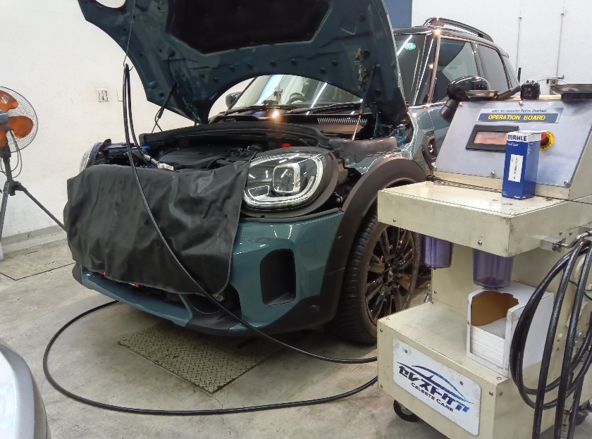 MINI クロスオーバー セレストケア エンジン内部洗浄