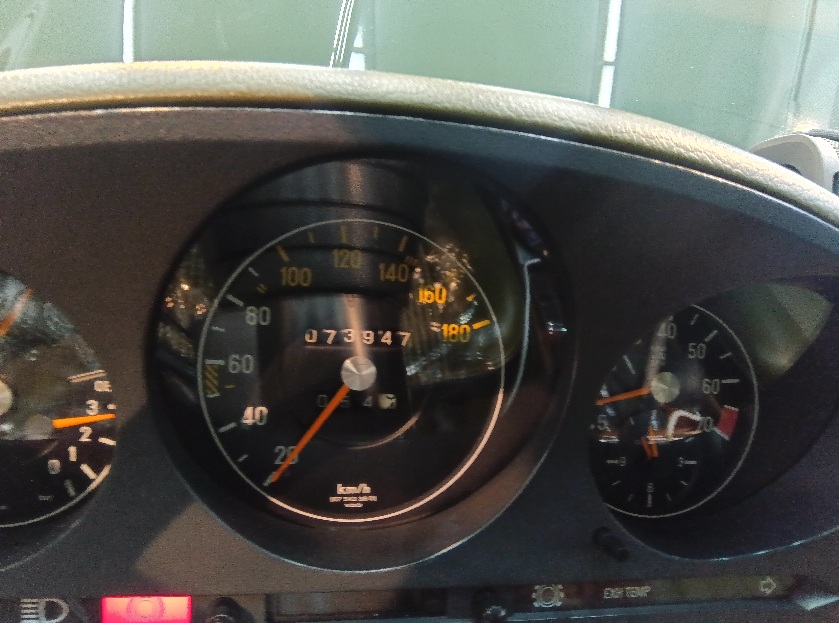 メルセデスベンツ W116 セレストケア エンジン内部洗浄