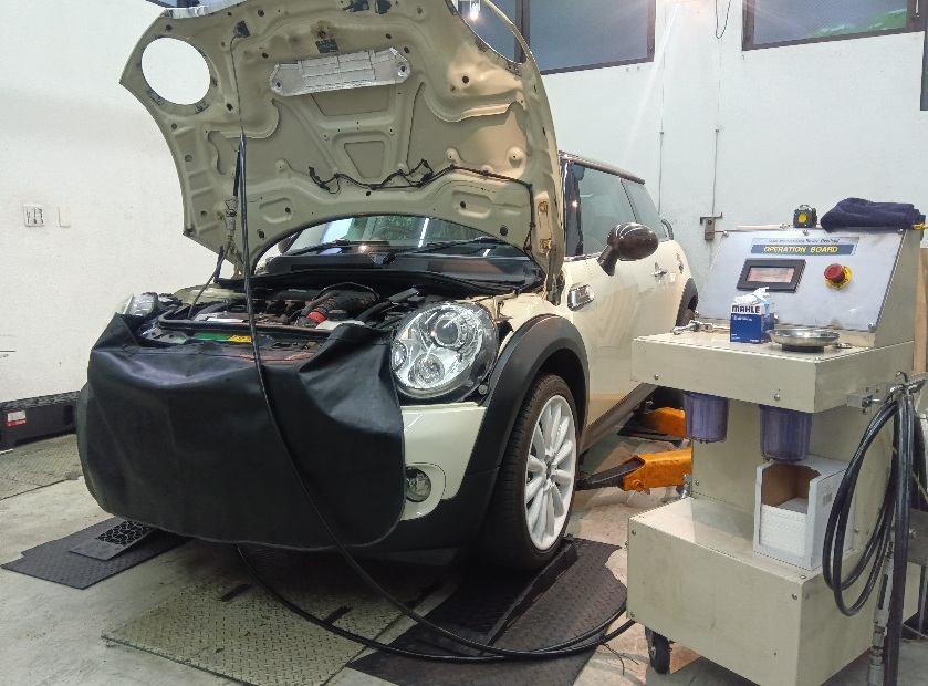 MINI ミニ クーパーS セレストケア エンジン内部洗浄