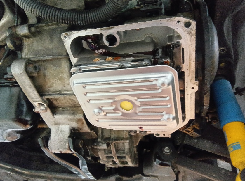 フォルクスワーゲン ヴァナゴン セレストケア AT内部洗浄 トルコン太郎 ATF交換