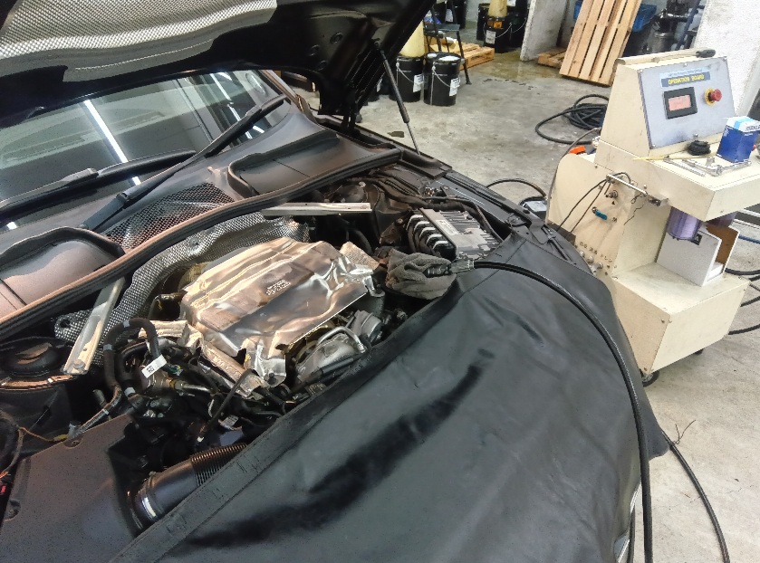 アウディ S4 セレストケア エンジン内部洗浄