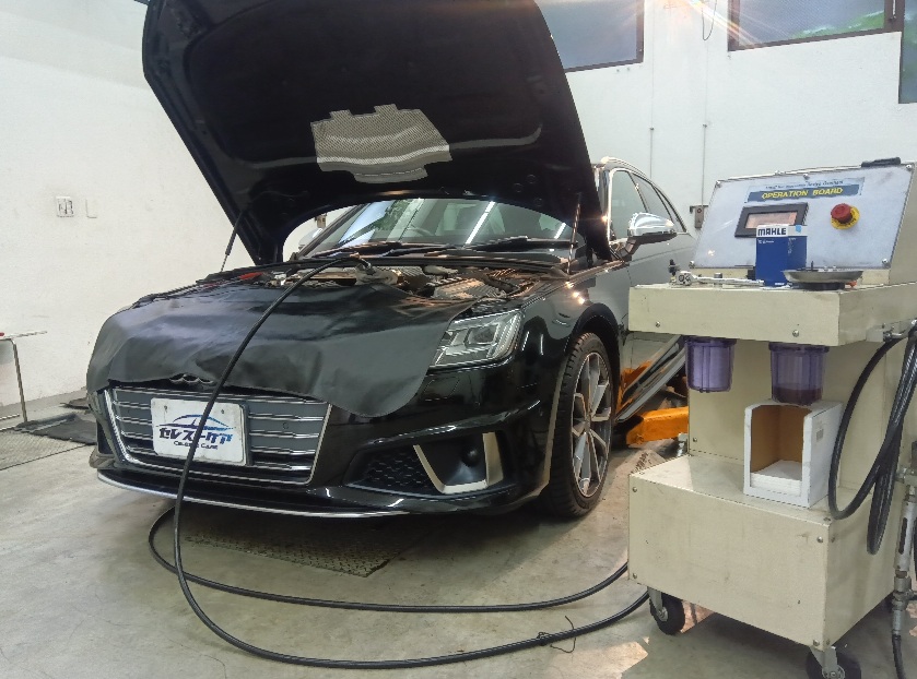 アウディ S4 セレストケア エンジン内部洗浄