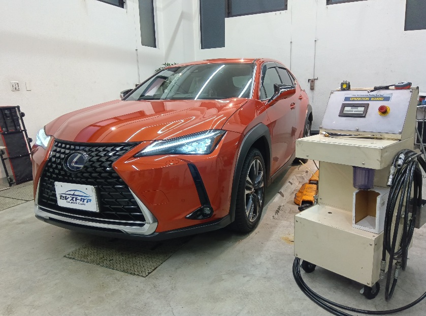 レクサスUX200 ハイブリッド セレストケア エンジン内部洗浄