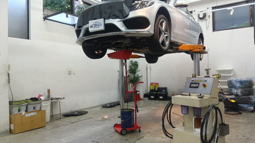 メルセデスベンツ W205 セレストケア エンジン内部洗浄