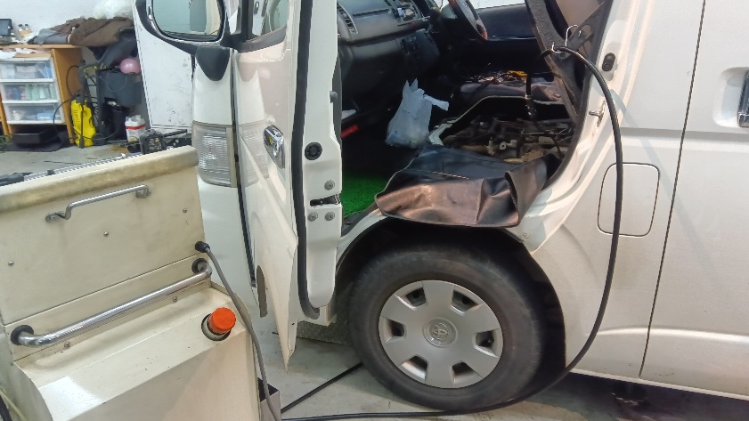 トヨタ ハイエース  ディーゼル 1KD セレストケア エンジン内部洗浄