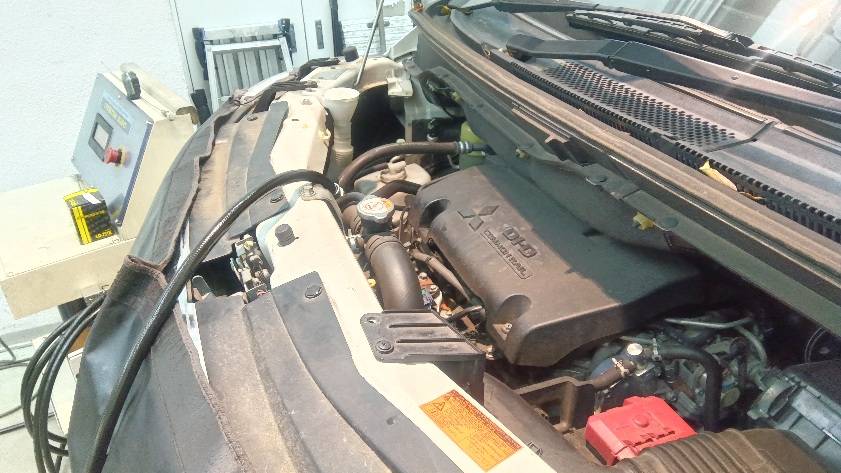 三菱 デリカ D5 ディーゼル セレストケア エンジン内部洗浄