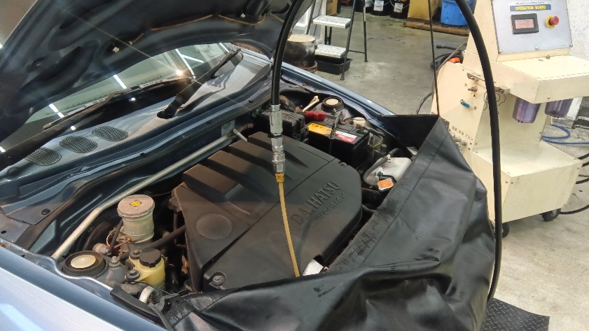 ダイハツ コペン セレストケア エンジン内部洗浄 オイル交換